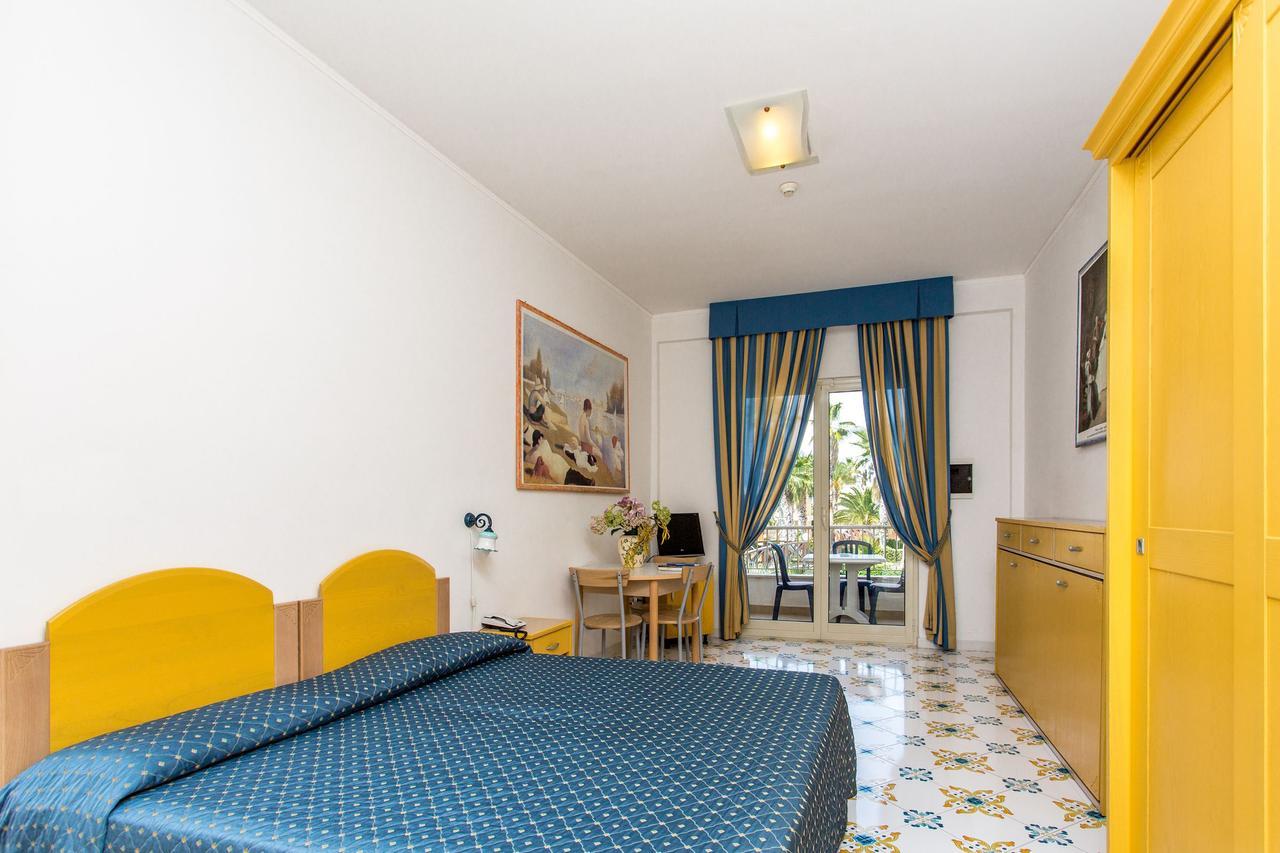 Club Residence La Castellana Mare Belvedere Marittimo Exteriör bild